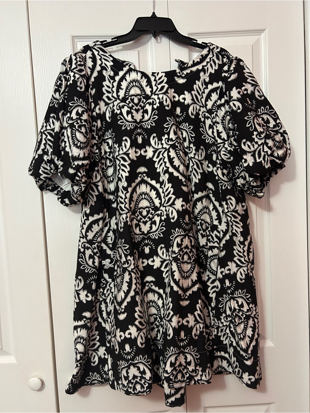 Umgee Black & White Printed Short Sleeve dress size 1xl